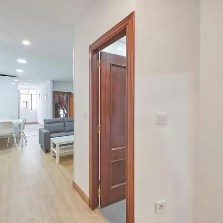 Daire Reformado, Centrico , Wifi . Dr Magoo Oviedo