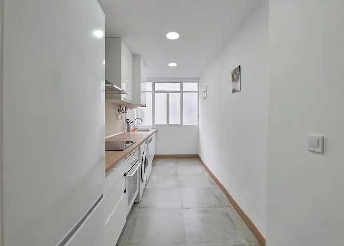 Reformado, Centrico , Wifi . Dr Magoo Oviedo